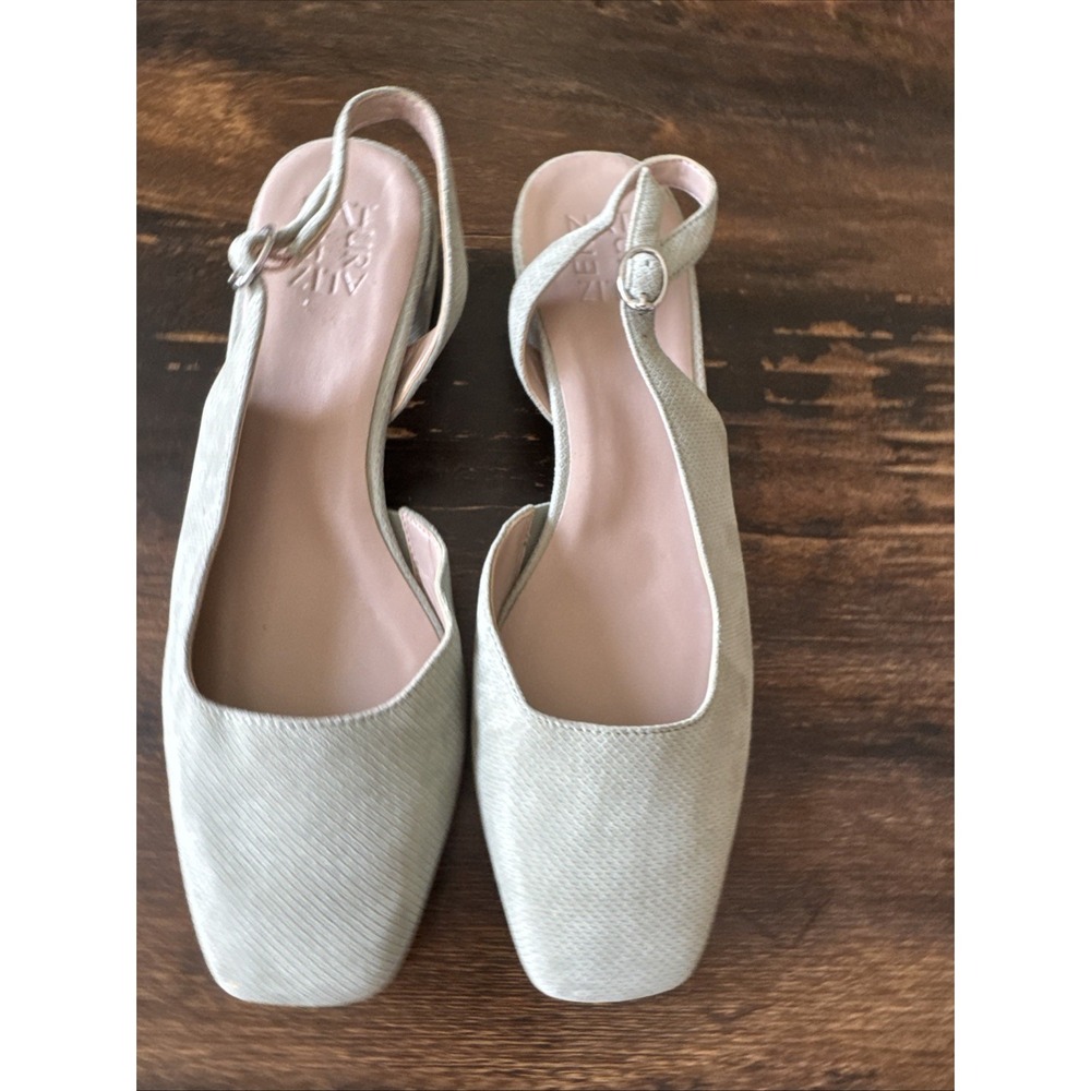 Naturalizer Women Jayla, 8.5 Med Pistachio Green Suede Comfort Slingback